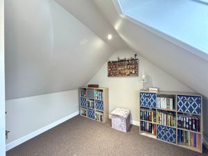 Photo 11- click for photo gallery